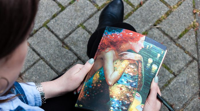 Keeping a Dream Journal: 5 Steps