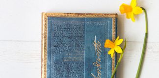 10 Quotes on Spring from Some of Our Favourite Authors Paperblanks journal