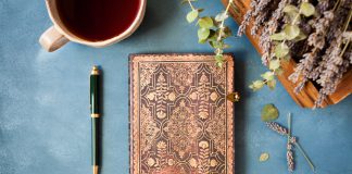 17 New Journal Prompts for Self-Discovery