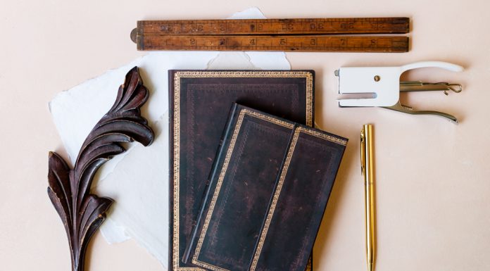 10 Journalling Prompts to Prepare for the School Year Ahead