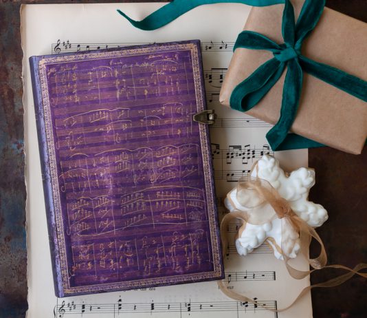 9 Inspiring Quotes for the Holiday Season