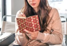 10 New Journalling Prompts to Reflect on the Year’s End and to Dream of the Year Ahead