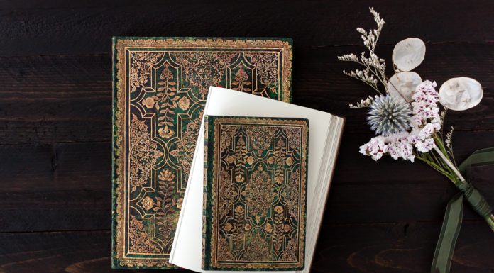 3 Reasons to Keep a Memory Journal + Prompts