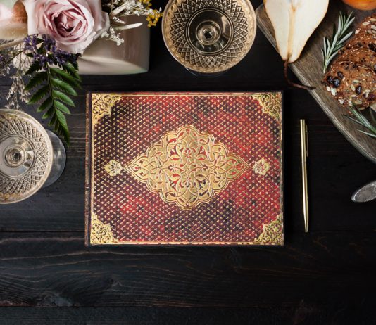 10 Cozy Quotes to Welcome December