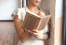 16 Creative Writing Prompts to Help Tell Your Story