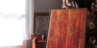 Celebrating One of Literature’s Greatest Masterpieces — Introducing Our Goethe, Faust Design.