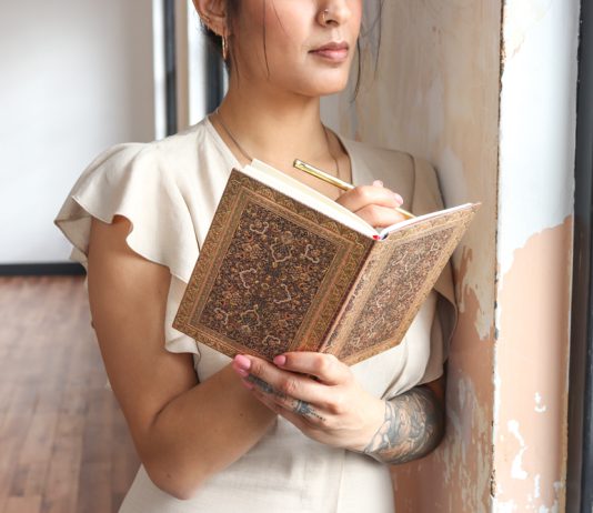 10 Quotes to Inspire You on International Handwriting Day!