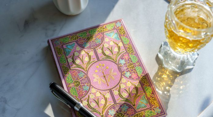 Say Hello to Mimosa, a New Pink Colourway of Much-Beloved Poetry in Bloom!